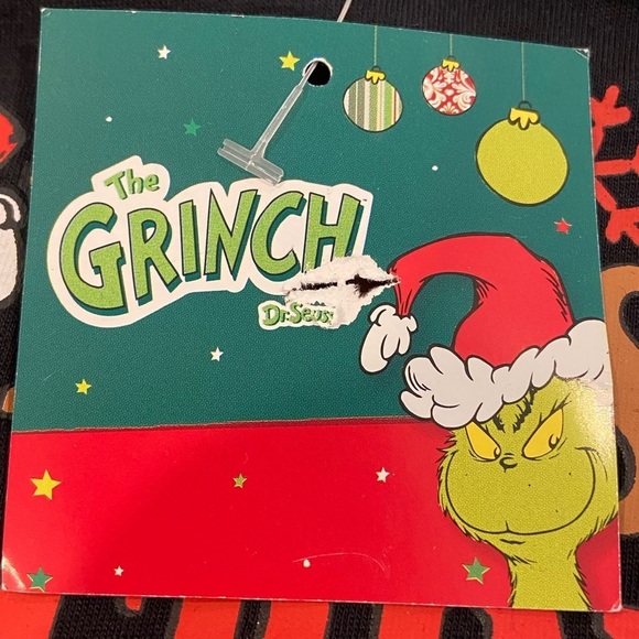 NWT You say grinch like it’s a bad thing women’s size XS - Picture 4 of 9